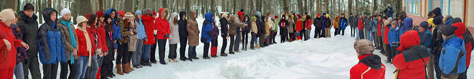 Участницы и судьи зимней турполосы в честь 8 марта